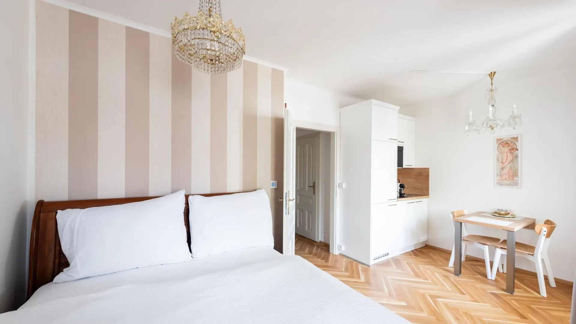 Little Chateau Prag