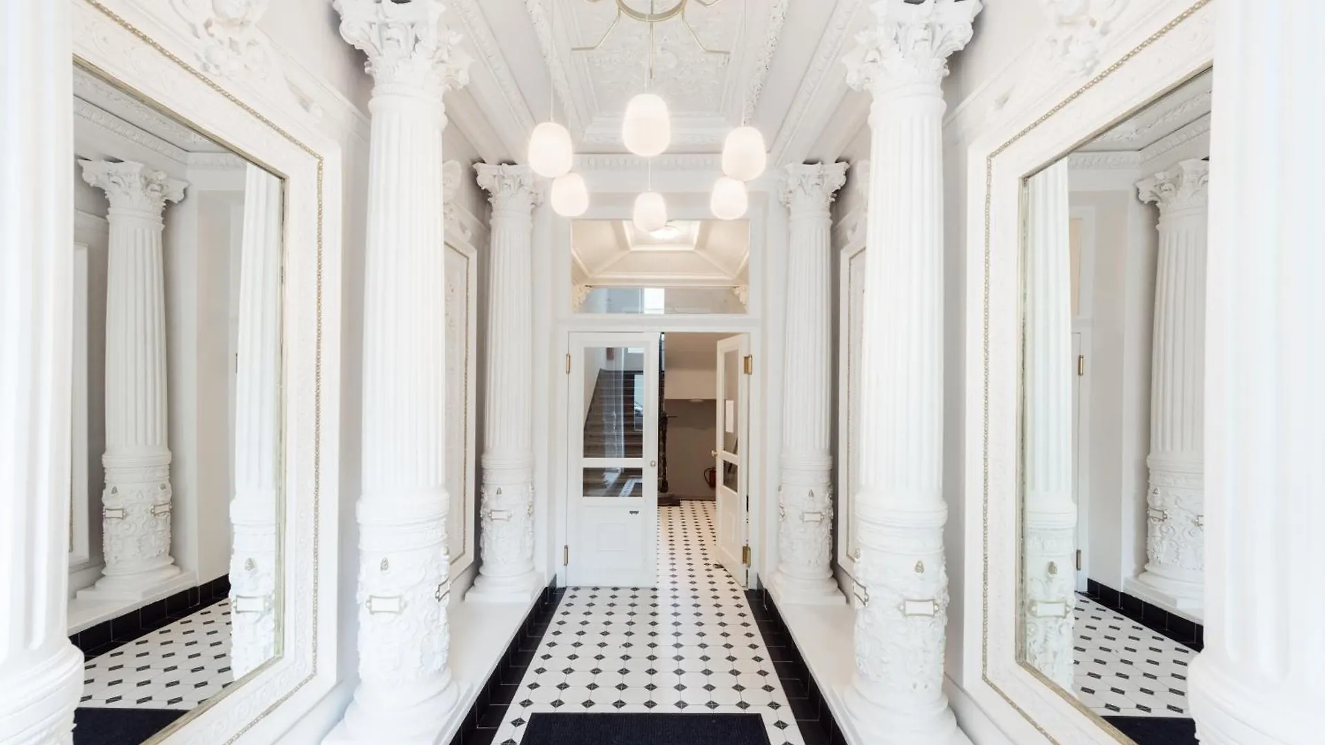Apartamento Little Chateau Praga